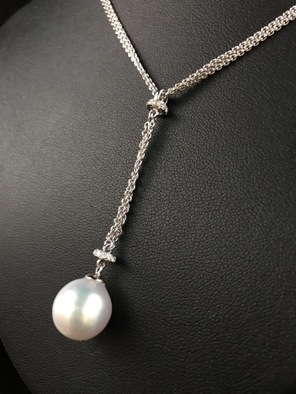 18ct White Gold Diamond Genuine Huge 14mm South Sea Pearl Necklace and Earrings - N025