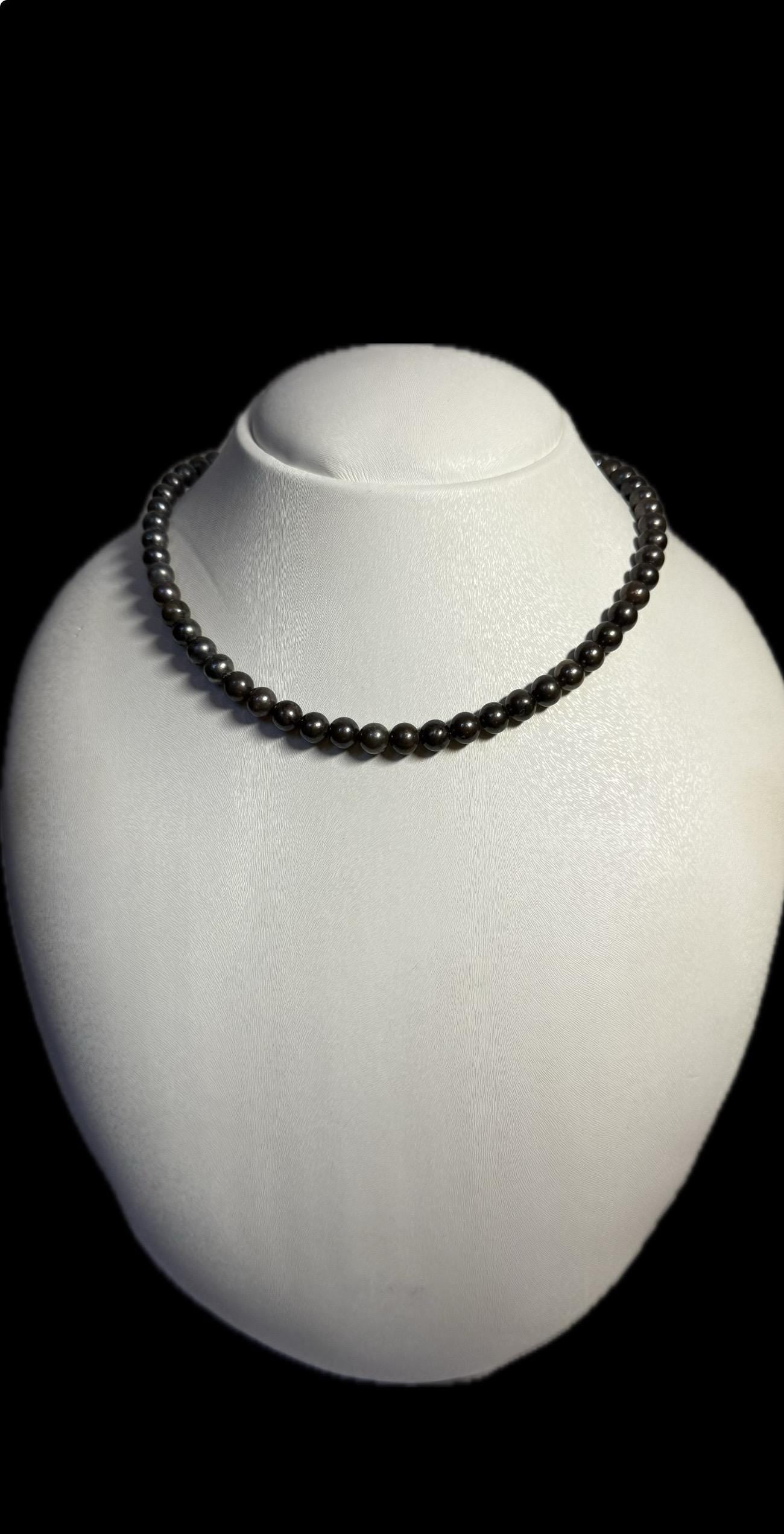 Men’s Vintage Freshwater Pearl Necklace 17inches with 9ct Gold Clasp - N007