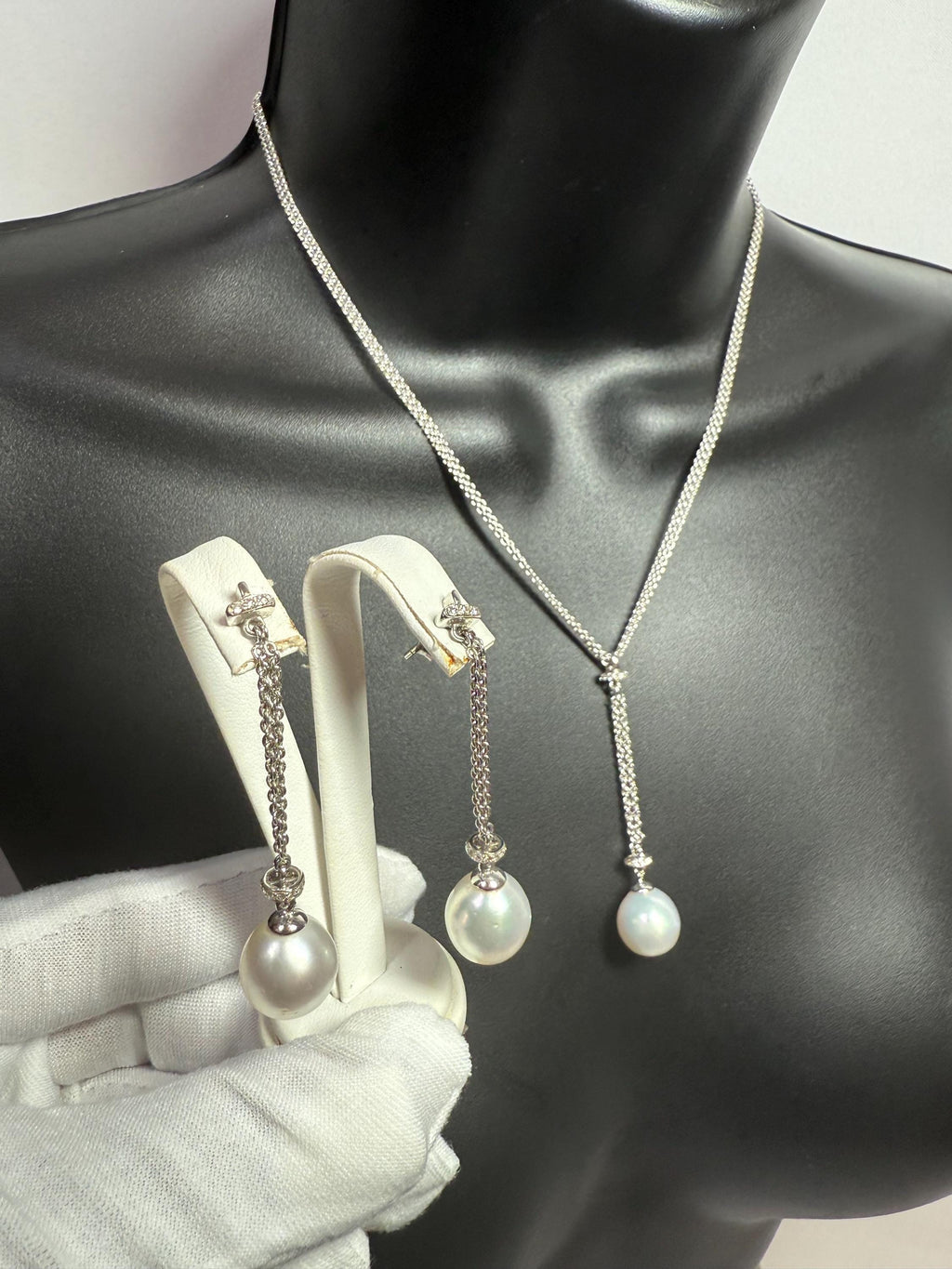 18ct White Gold Diamond Genuine Huge 14mm South Sea Pearl Necklace and Earrings - N025
