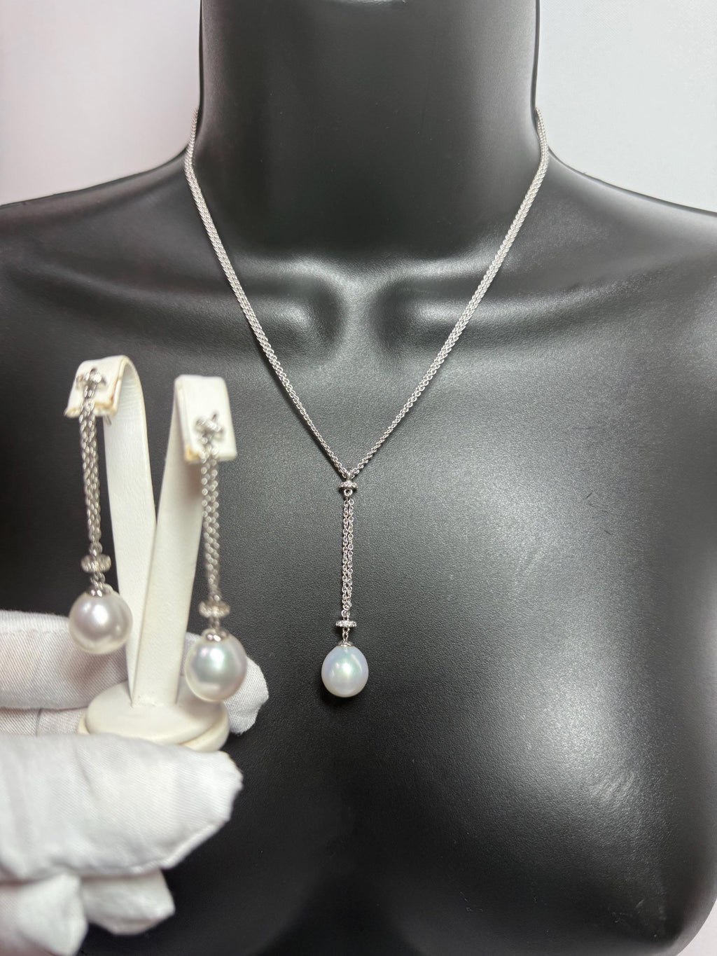 18ct White Gold Diamond Genuine Huge 14mm South Sea Pearl Necklace and Earrings - N025