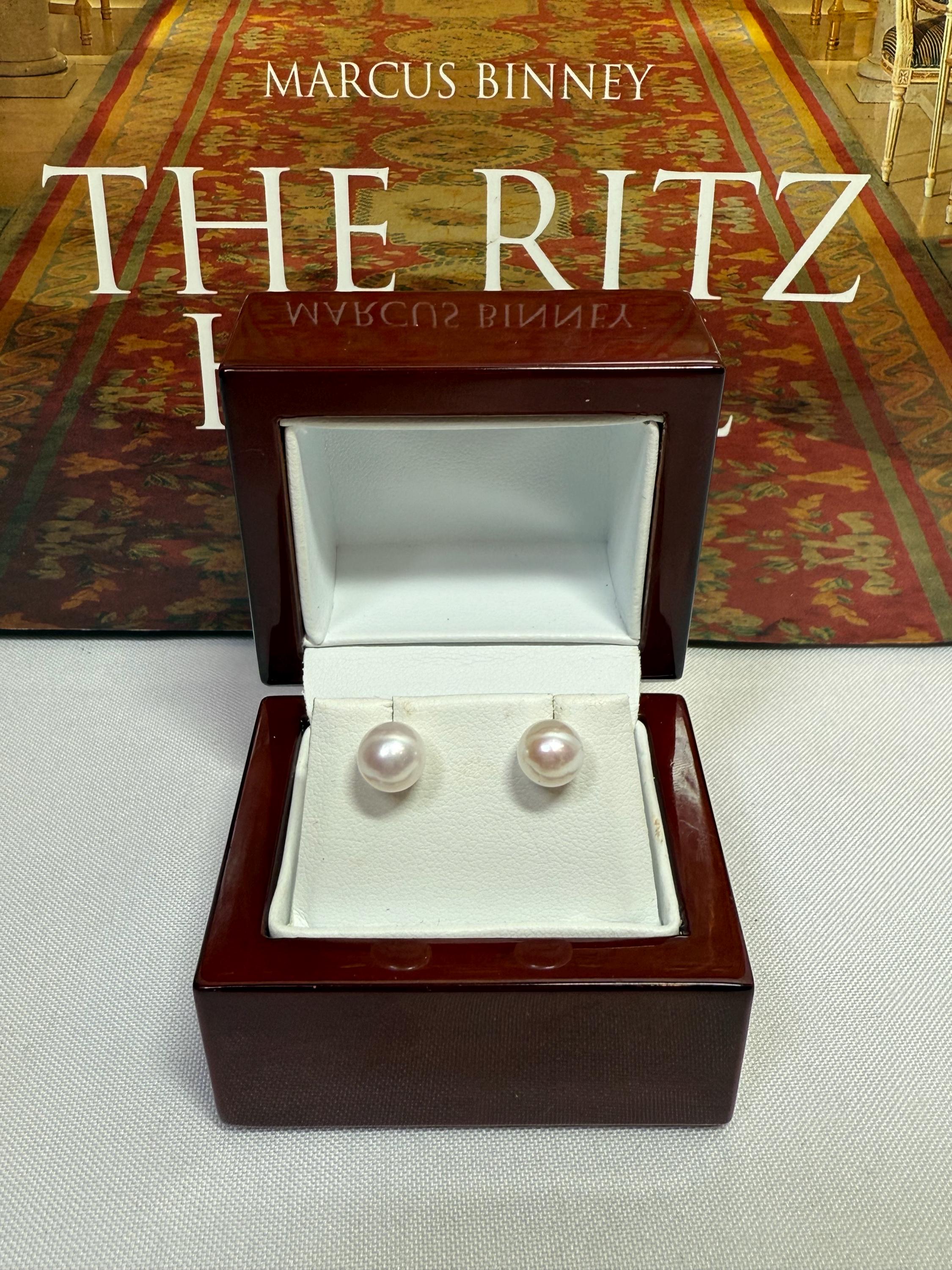 18ct Yellow Gold 7.3mm AAA+ Akoya Saltwater Pearl Stud Earrings- E004