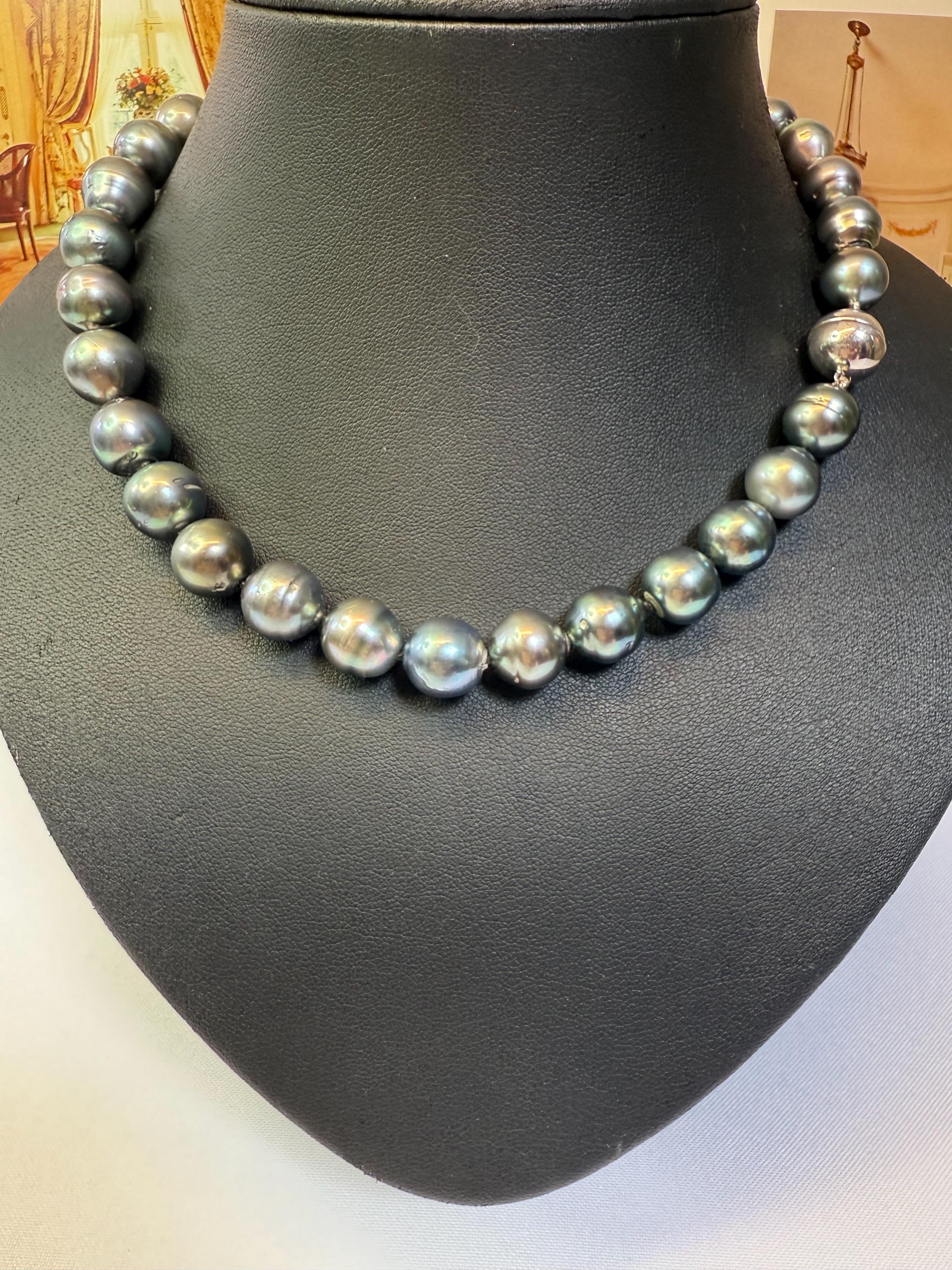 New 9ct Gold Tahitian Pearl Necklace 11x 13mm Men and Women Necklace 17inches - N029