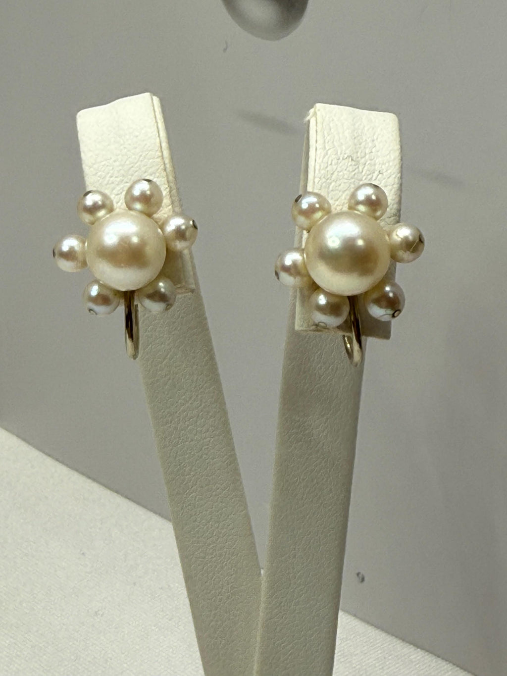 Vintage 1950’s  14ct Gold Daisy Akoya Pearl Earrings For Non-Pierced Ears  E-061