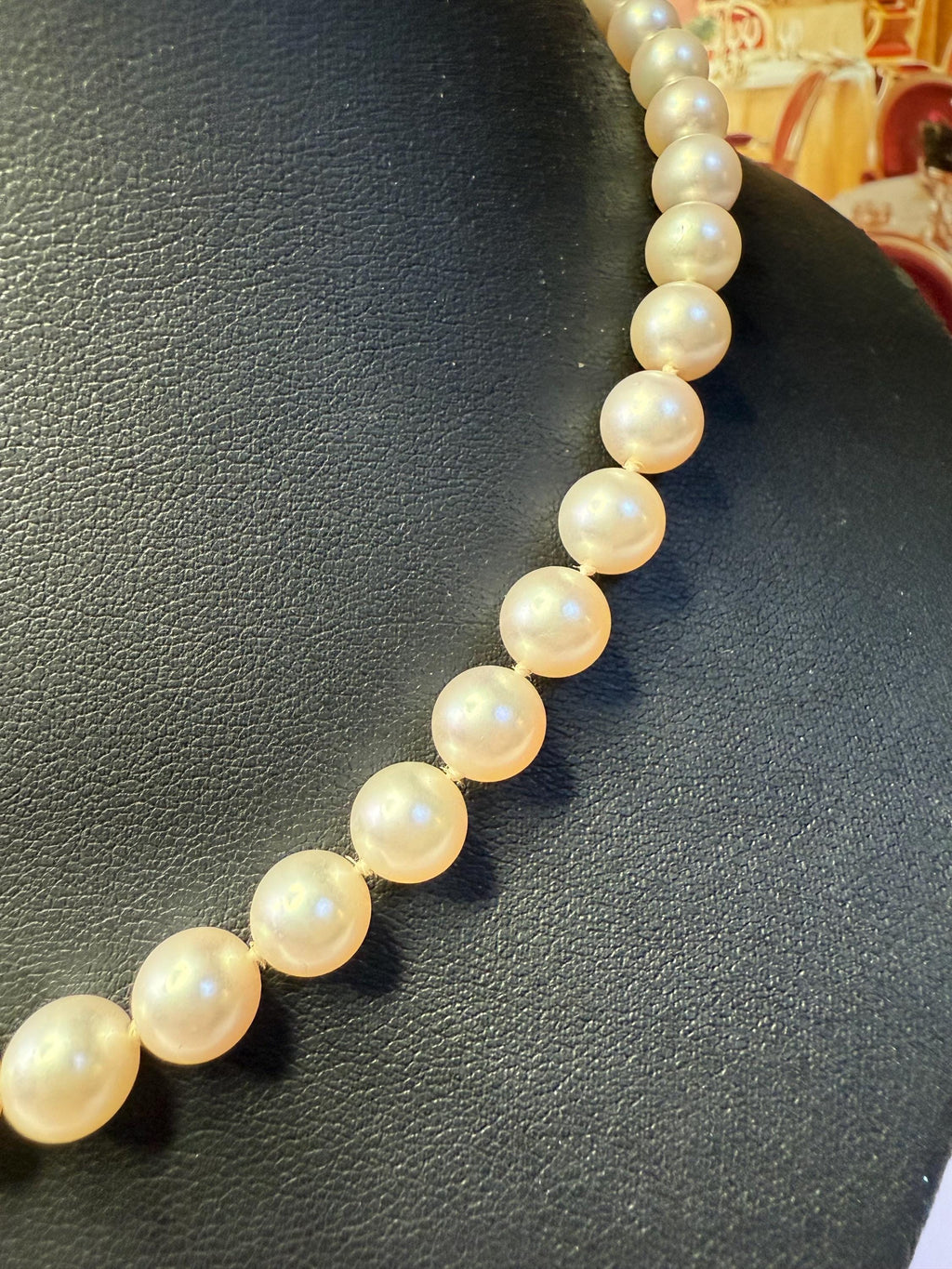 Vintage 18ct Gold Diamond set Clasp 8.3mm AAAA South Sea Saltwater Pearl Necklace - N015