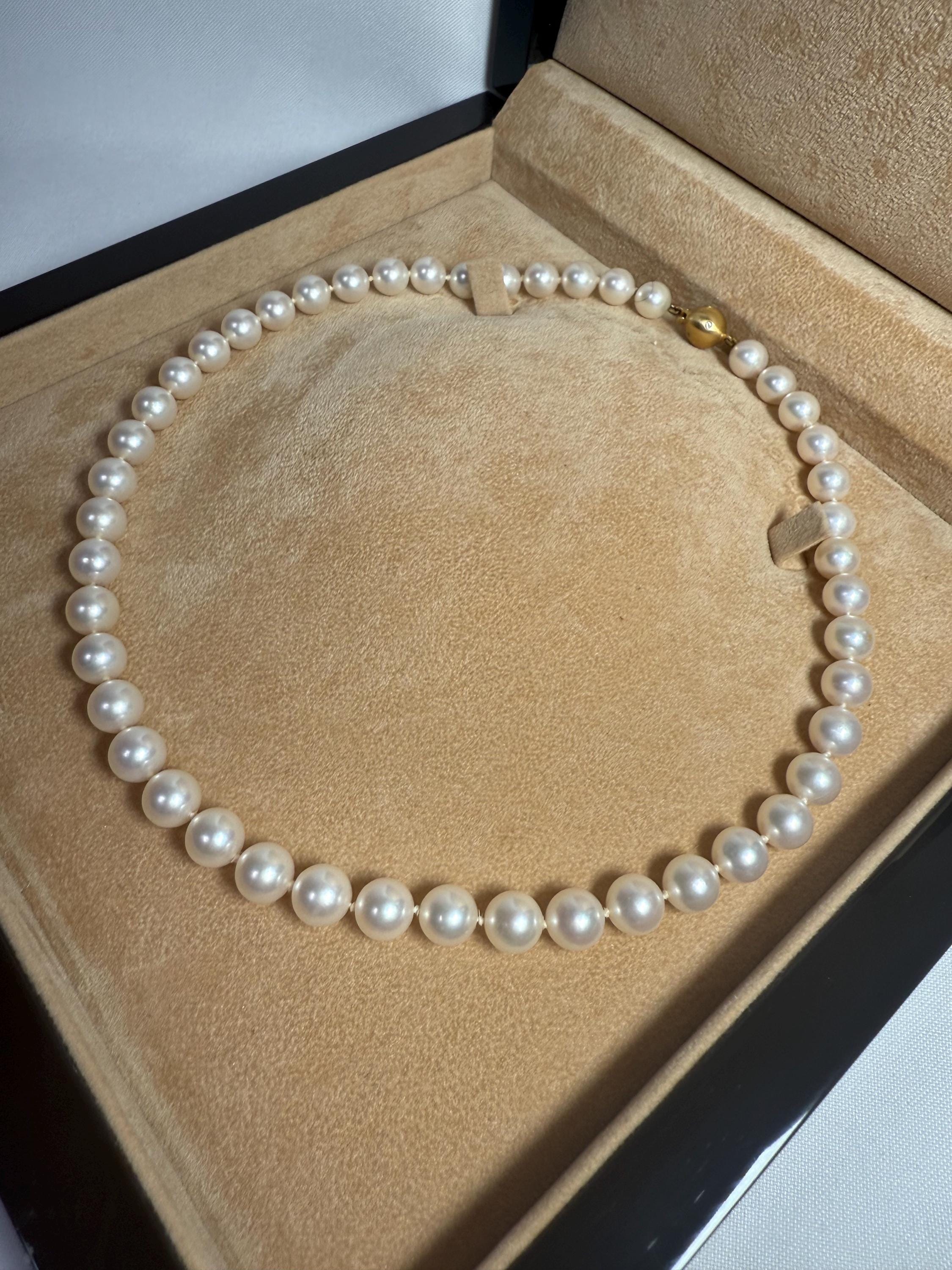 Vintage 18ct Gold Diamond set Clasp 8.3mm AAAA South Sea Saltwater Pearl Necklace - N015