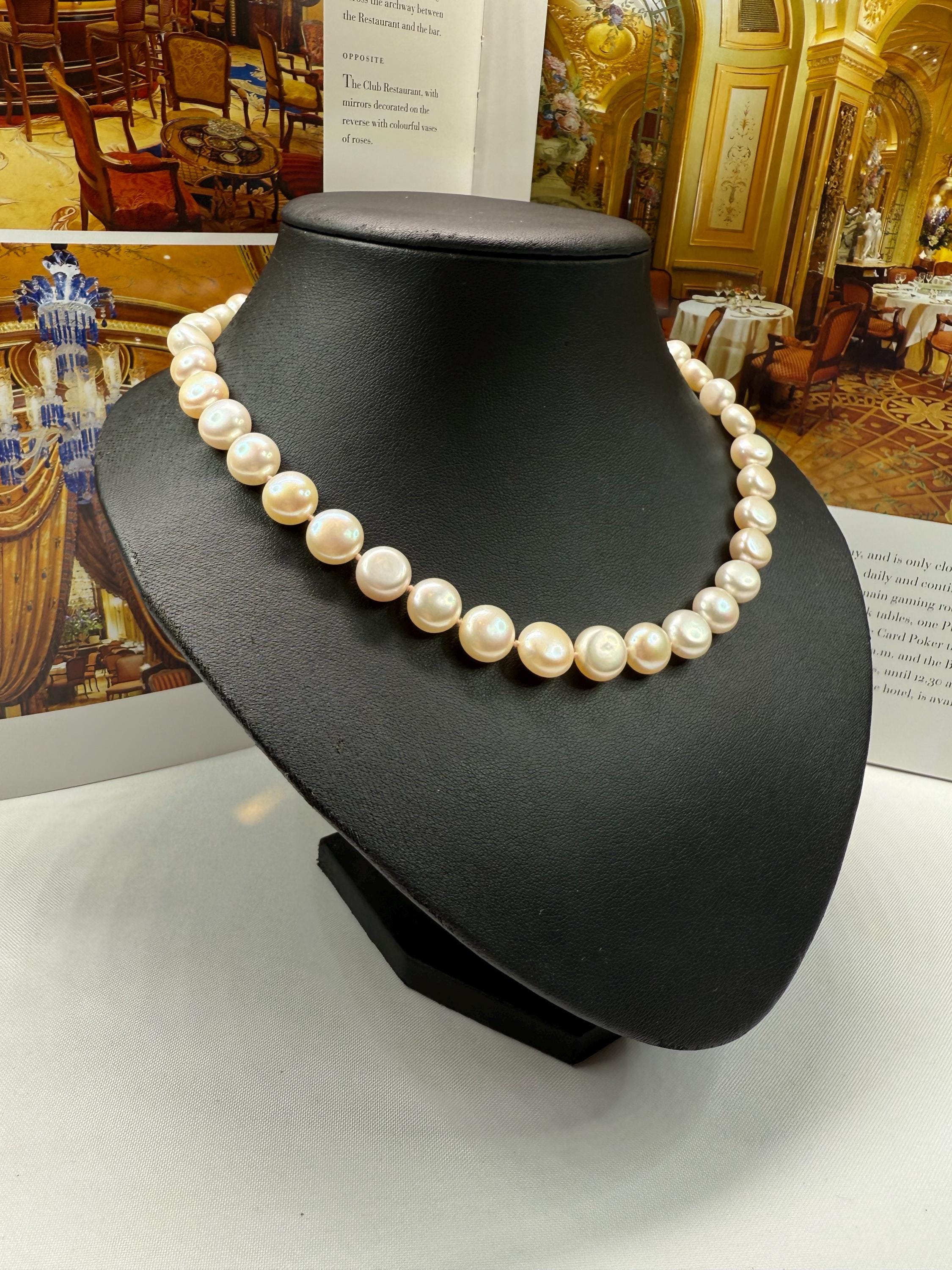 New 18ct Real Button Pearl Necklace For Men or Women Unisex 18inches - N-054