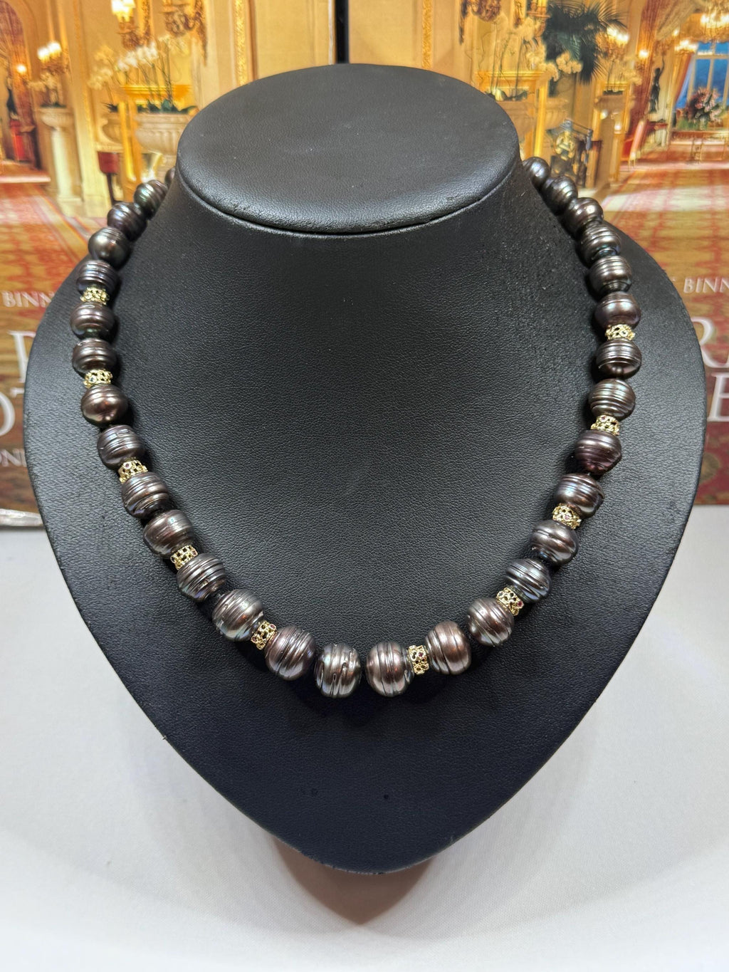 New 14ct Ruby, Sapphire, Emerald, Diamond Heavy Tahitian Pearl Necklace with 14ct Gem Set clasp -N018
