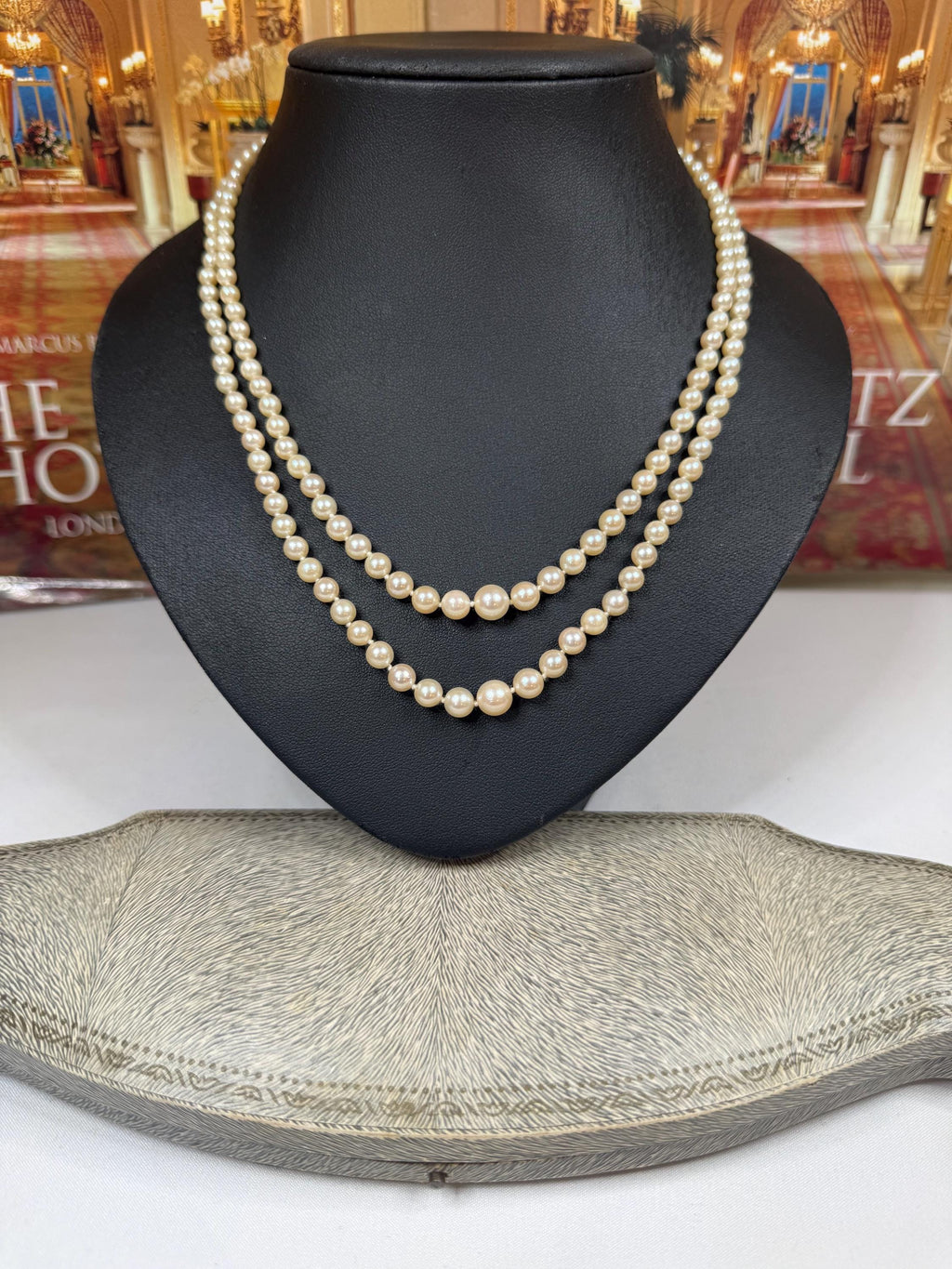 Vintage 1964 Graduated Saltwater Akoya Pearl Necklace 9ct Gold Amethyst Clasp - N151