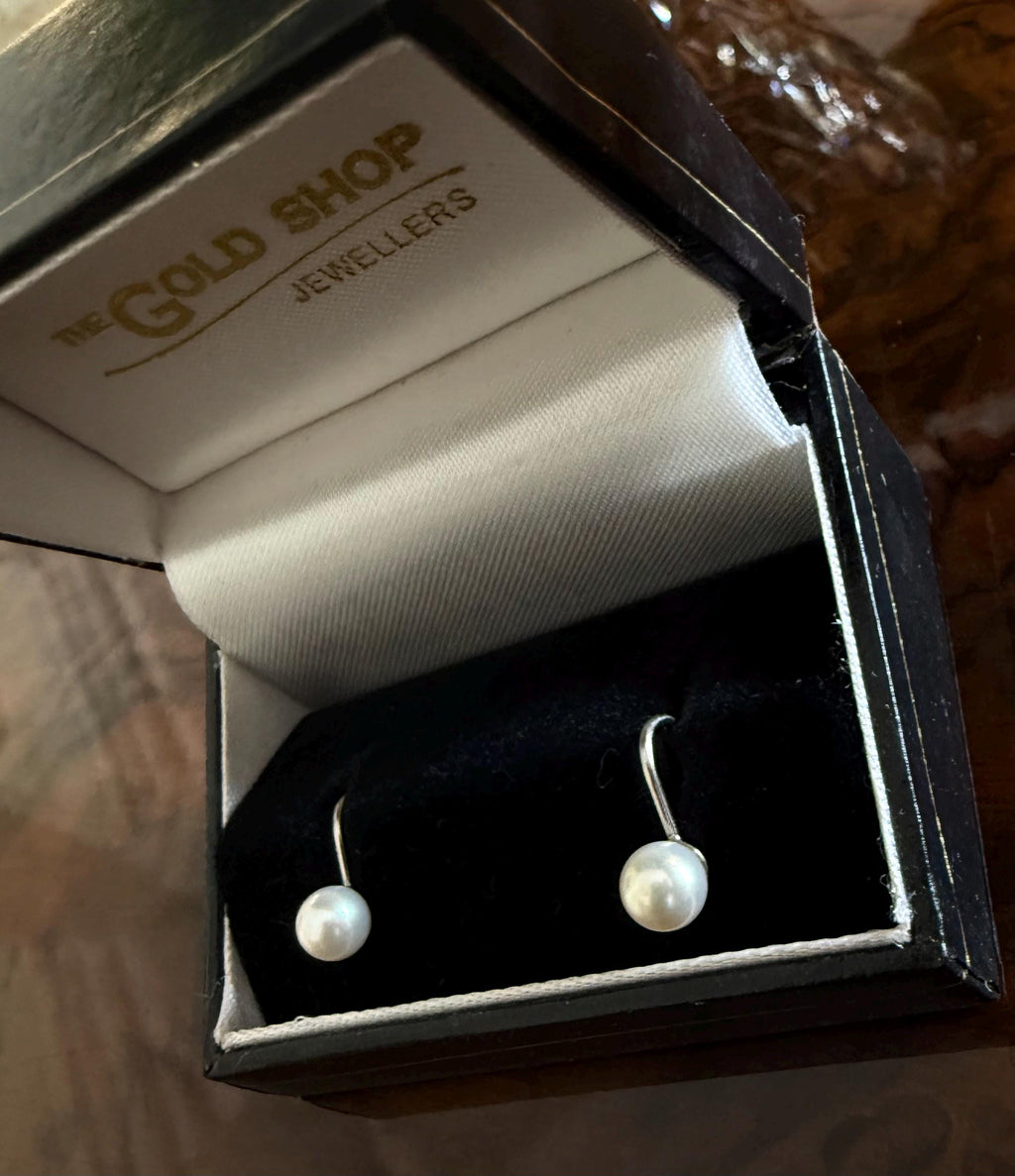 Vintage 1950s 9ct Gold Saltwater Akoya Pearl 6mm Earrings - E-167B