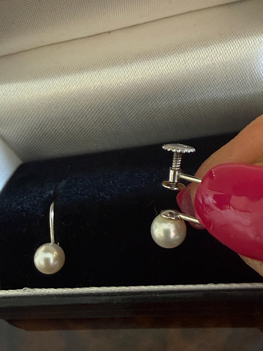 Vintage 1950s 9ct Gold Saltwater Akoya Pearl 6mm Earrings - E-167B