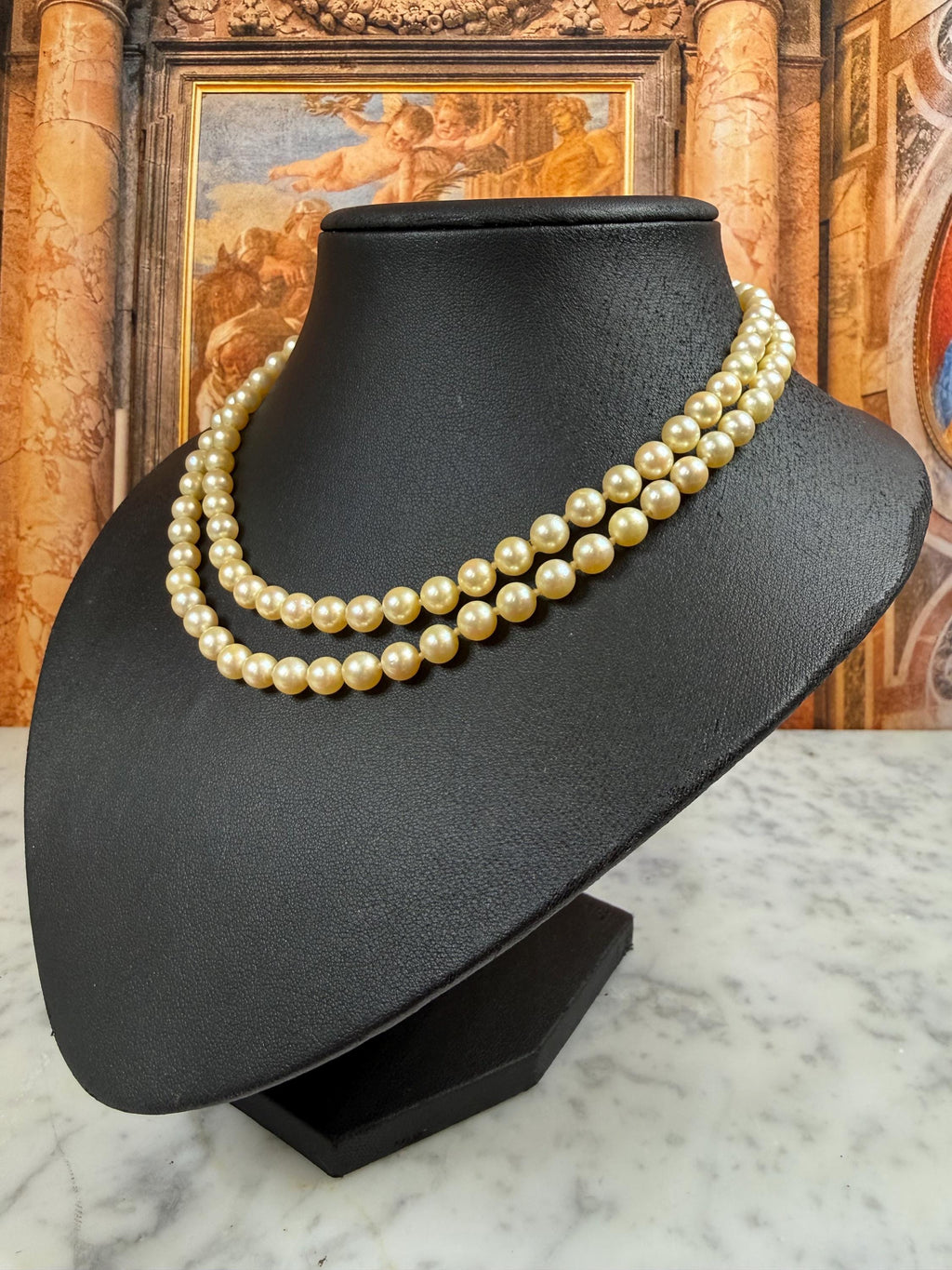 Vintage Art Deco 14ct Clasp Double Strand Saltwater Pearl Necklace in H.M The Queen Garrard Crown Jewellers Box - N174A